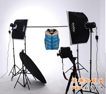 立體光服裝掛拍布光法