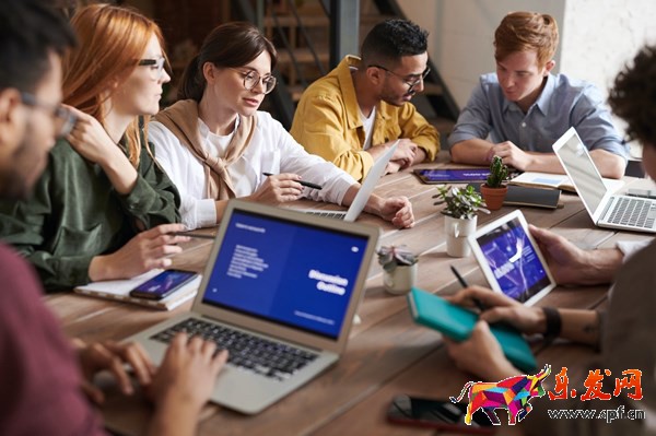 1688鋪貨到淘寶怎么賺錢？怎么鋪貨？