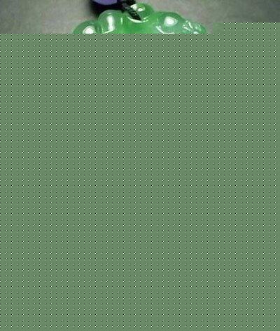 小紅書上買翡翠:如何避免被騙?購(gòu)買手鐲真假怎么分辨?如何處理購(gòu)買劣質(zhì)貨的視頻?